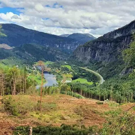 بيت للعطل Tradisjonell Norsk I Vakre Rasdalen Voss