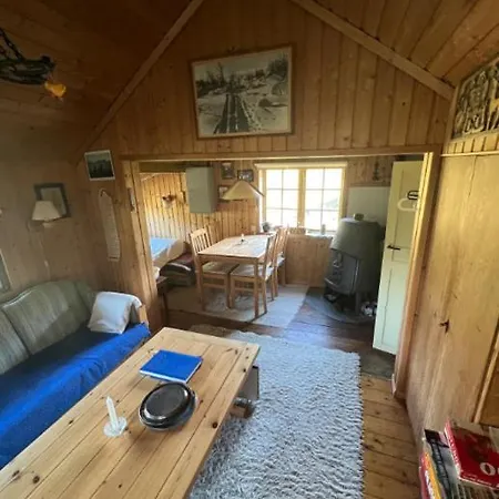 Tradisjonell Norsk I Vakre Rasdalen